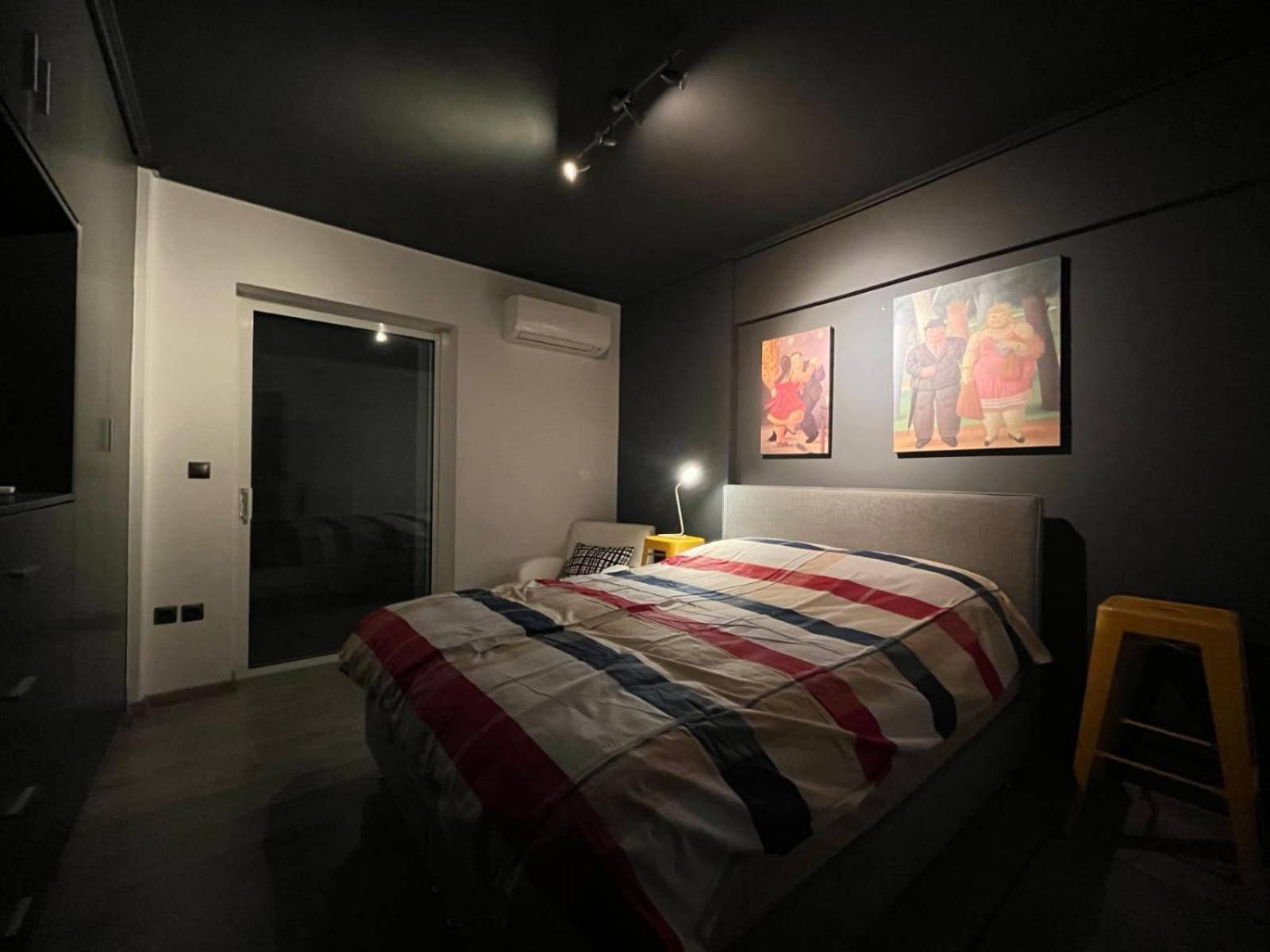 H 3 Bedrooms Apartment *